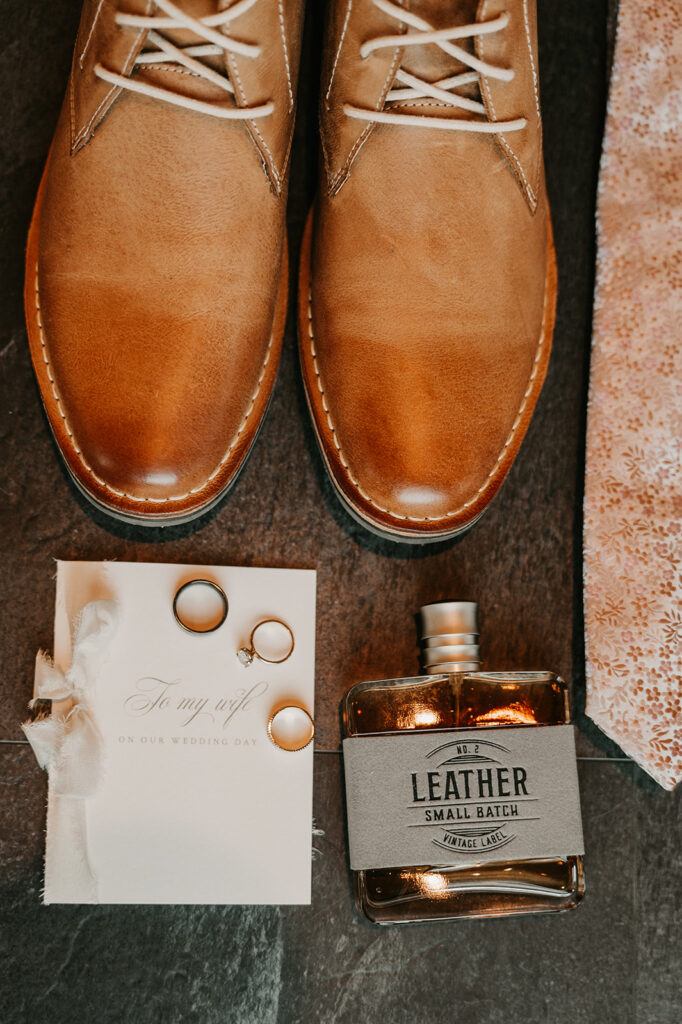 grooms classy western wedding details