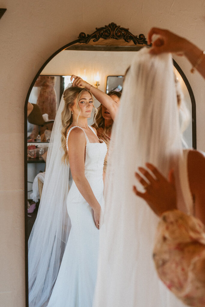 bride getting ready for her ceremony 