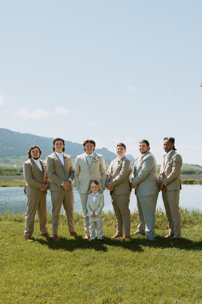 Classy Western Wedding at Fox Fields Wedding Venue in Red Lodge