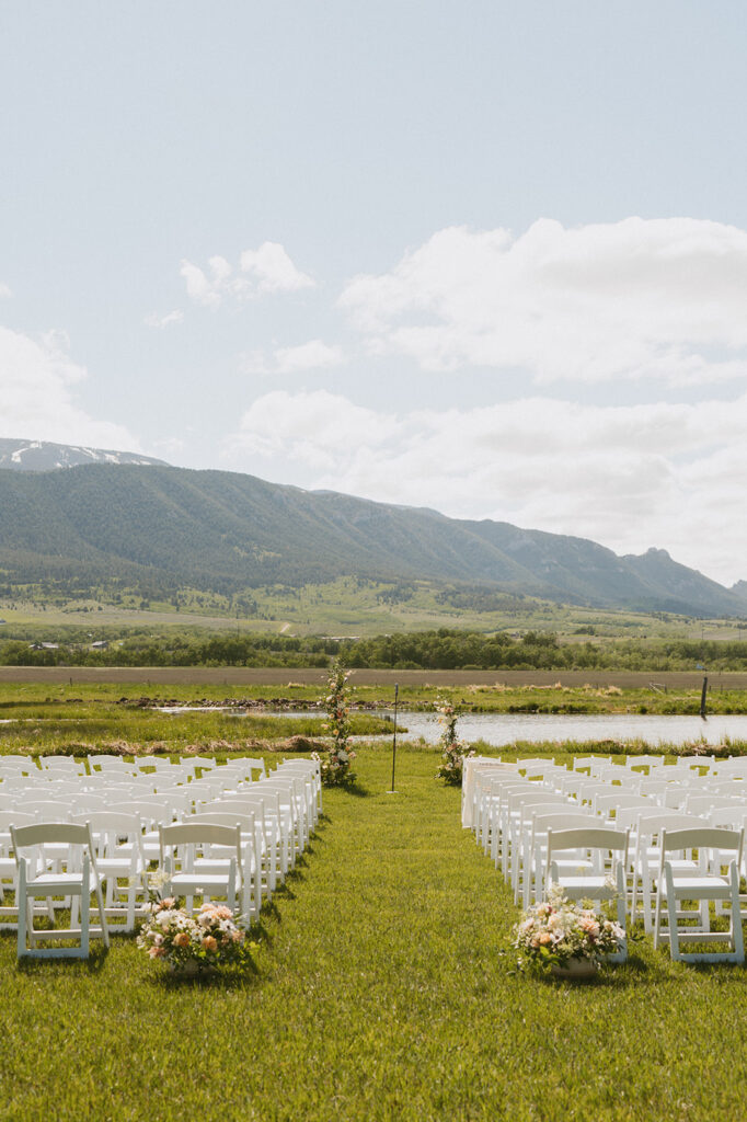 cute ceremony decor