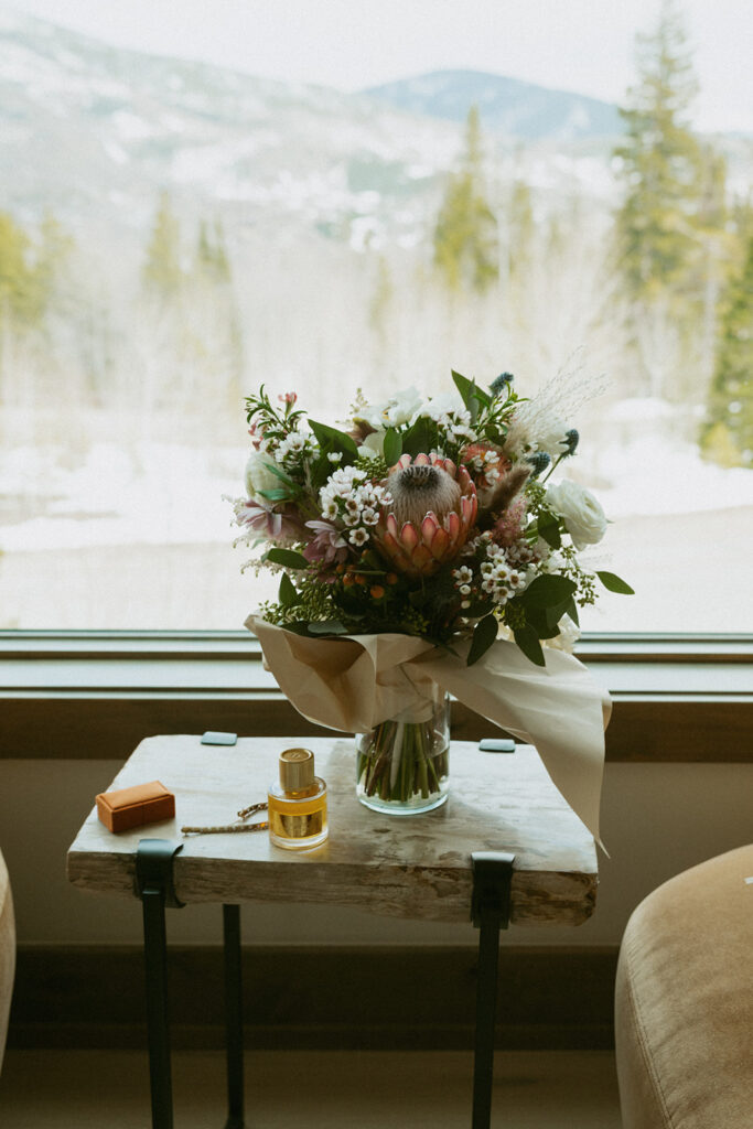 This Classy Colorado Elopement is Proof You Can Have a Family-Centered Day Without Sacrificing Style