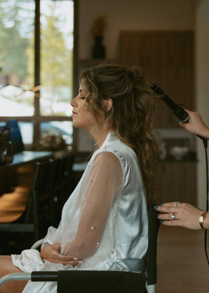 This Classy Colorado Elopement is Proof You Can Have a Family-Centered Day Without Sacrificing Style