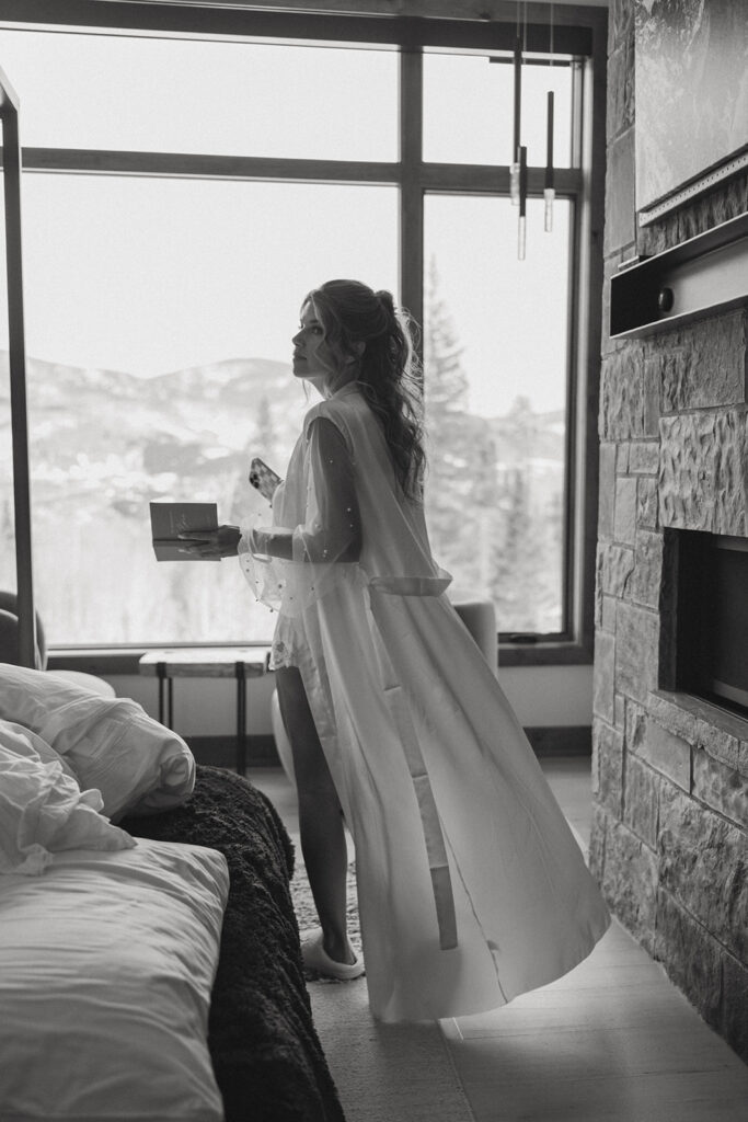 This Classy Colorado Elopement is Proof You Can Have a Family-Centered Day Without Sacrificing Style