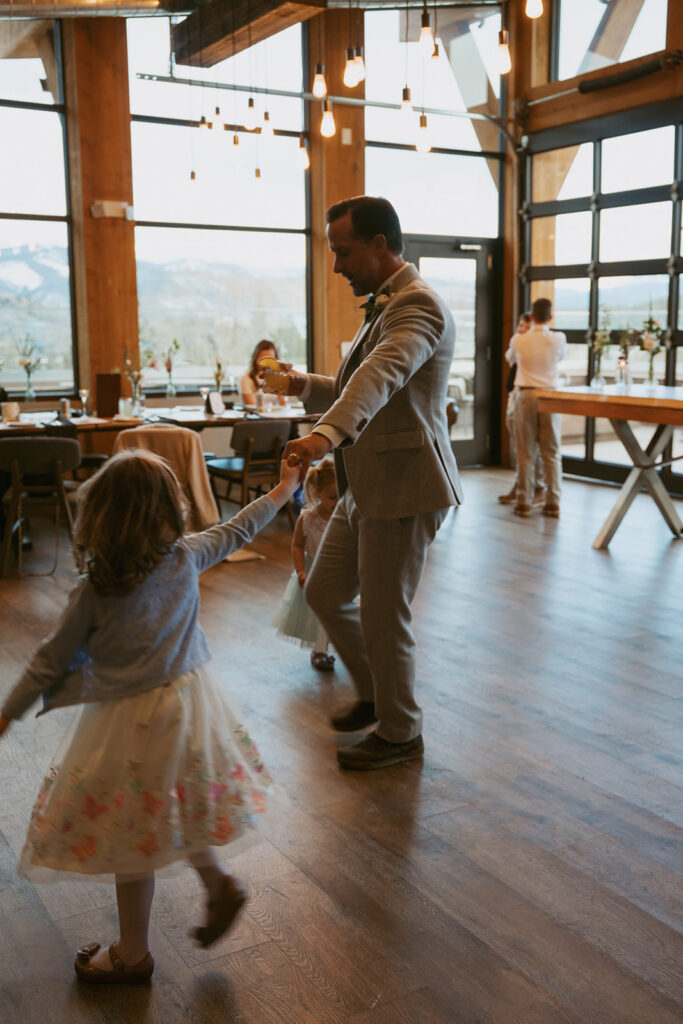 This Classy Colorado Elopement is Proof You Can Have a Family-Centered Day Without Sacrificing Style