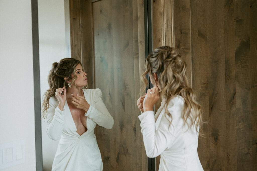 This Classy Colorado Elopement is Proof You Can Have a Family-Centered Day Without Sacrificing Style