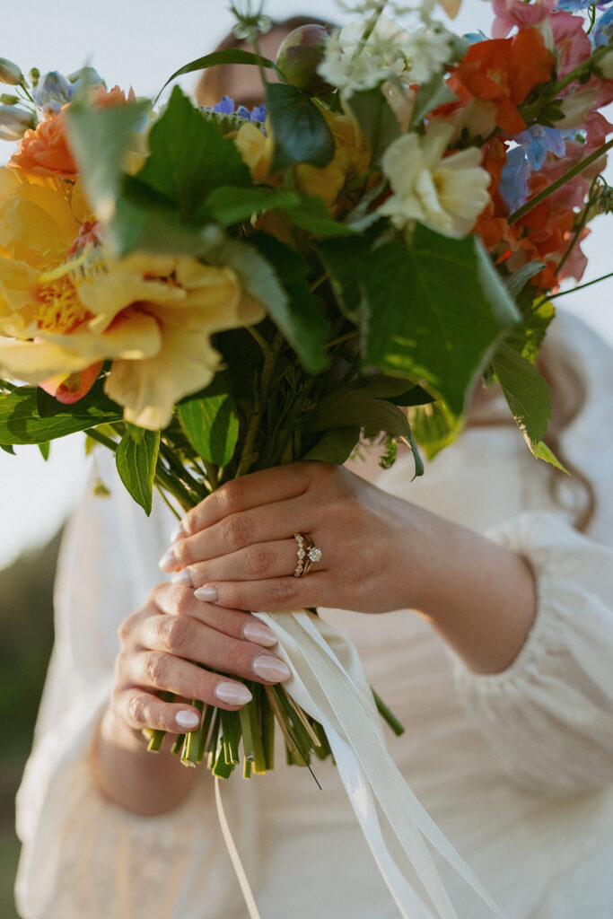 stunning wedding bouquet 