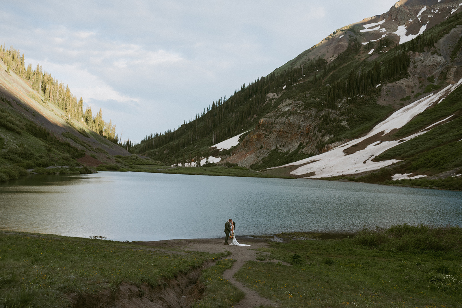 Your Guide to Planning a Crested Butte Elopement That’s Personal, Scenic, and Totally Worth It!