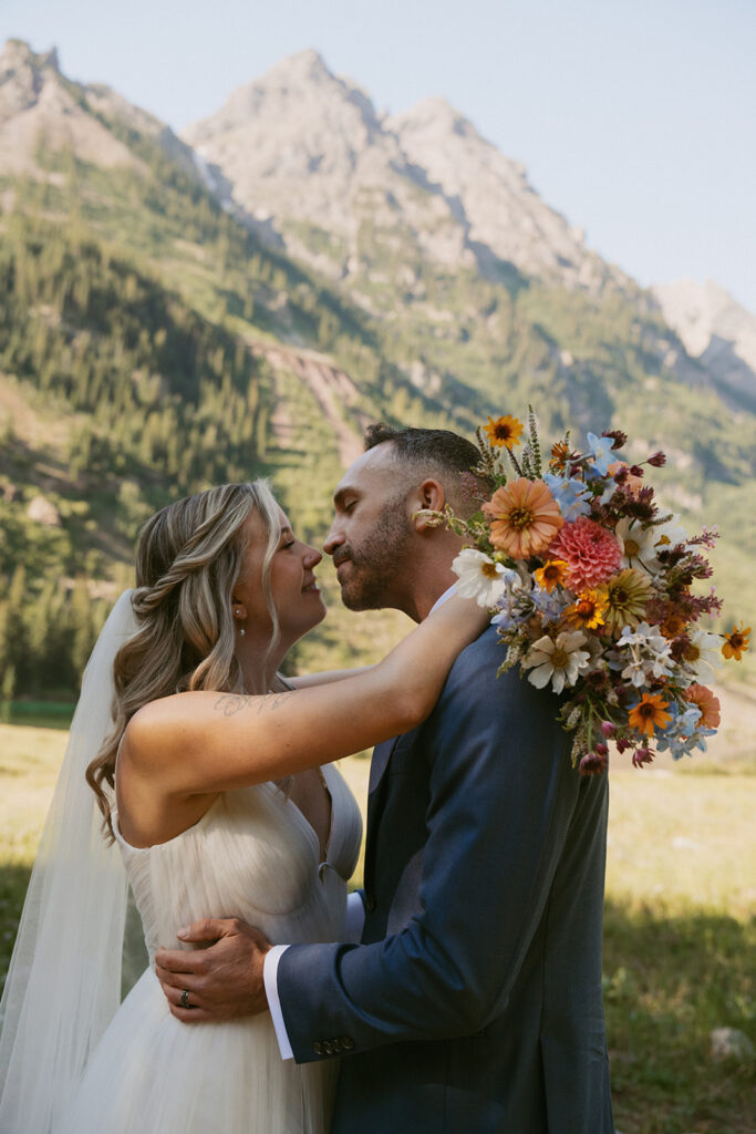 The Best Colorado Wedding Vendors for Adventurous & Intentional Couples