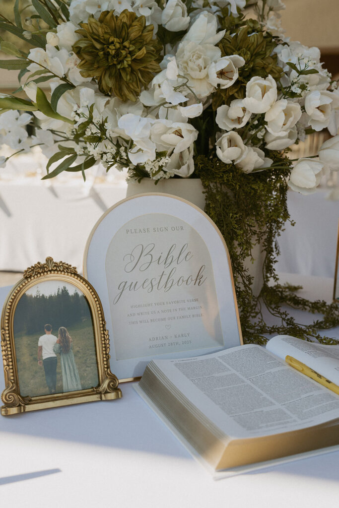 Stunning wedding details