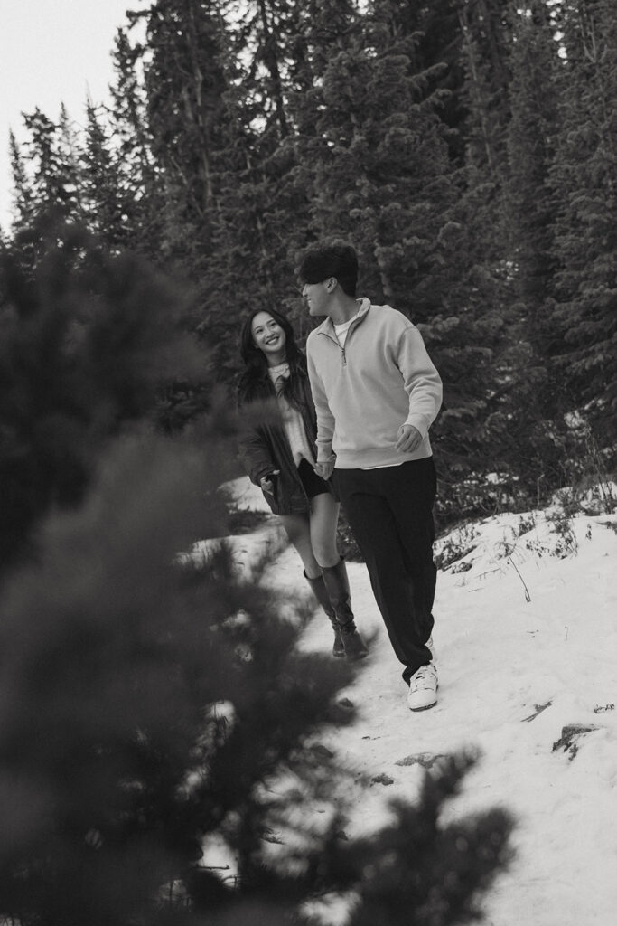 couple holding hands during their photoshoot