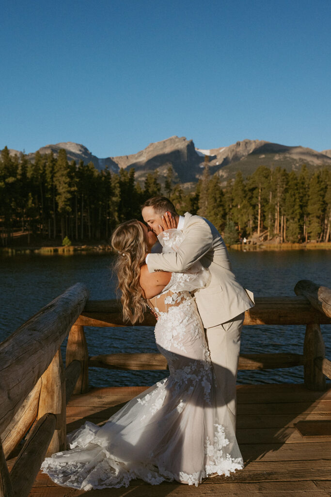 cute picture of the newlyweds kissing