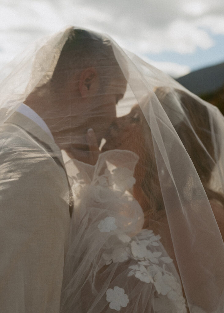 Colorado Elopement Costs Explained: What to Budget, What to Splurge On, and What to Skip