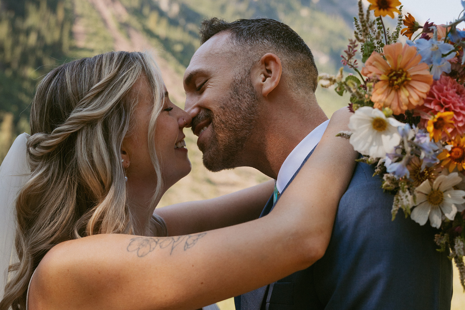 How to Get Married at Maroon Bells: A Complete Guide to Planning a Maroon Bells Elopement