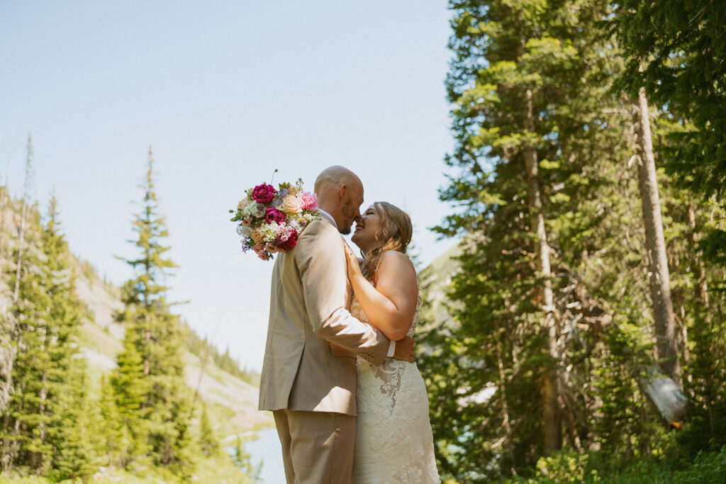 How to Choose a Colorado Wedding Venue for a Summer Wedding (Best Locations, Budgets & Vibes)
