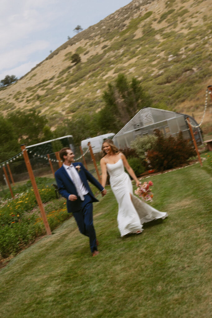 How to Choose a Colorado Wedding Venue for a Summer Wedding (Best Locations, Budgets & Vibes)