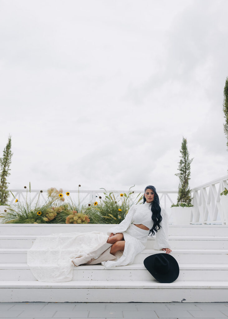 Stunning picture of the bride before the ceremony