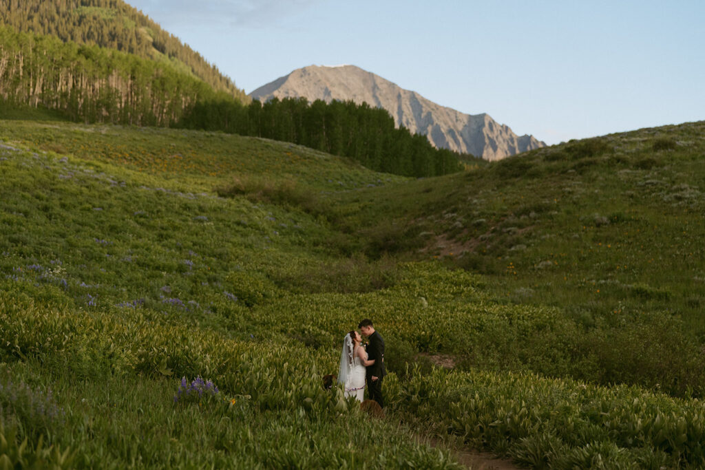 A Dog-Friendly Colorado Elopement in Crested Butte | Chloe & Keaton
