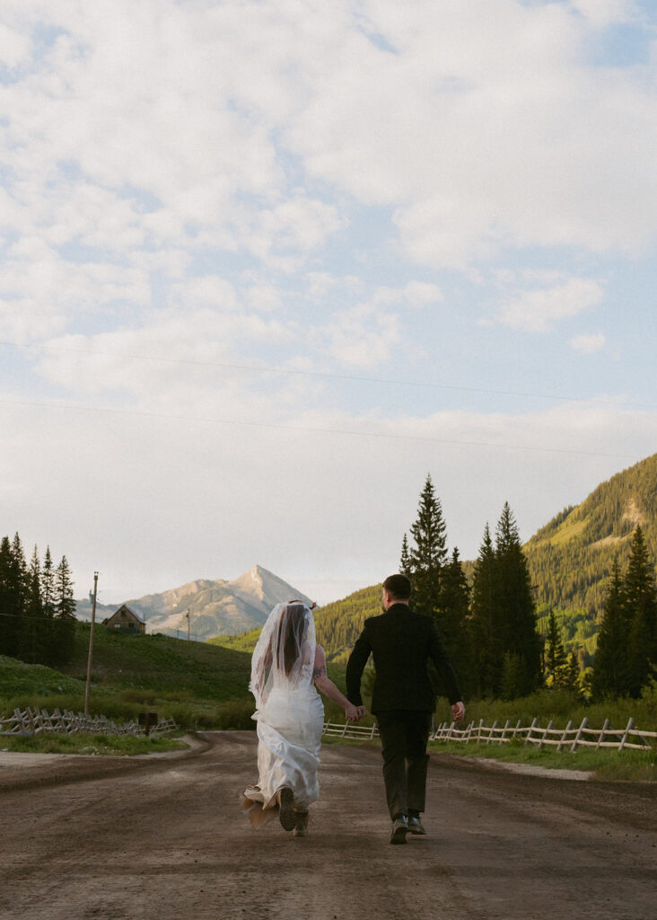 playful bridal portraits in colorado