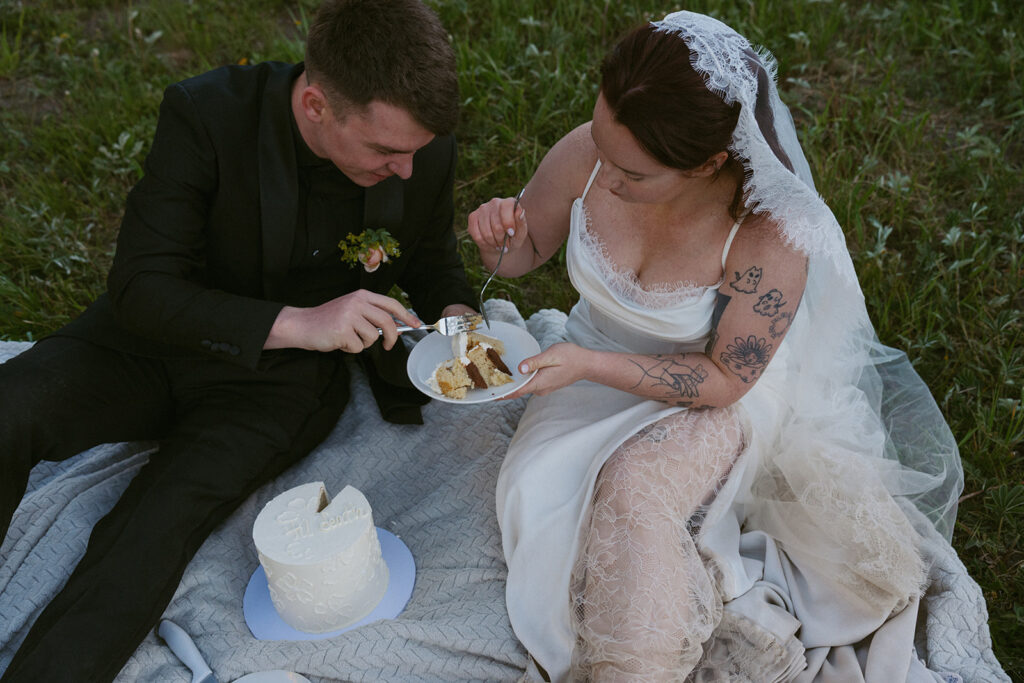 A Dog-Friendly Colorado Elopement in Crested Butte | Chloe & Keaton