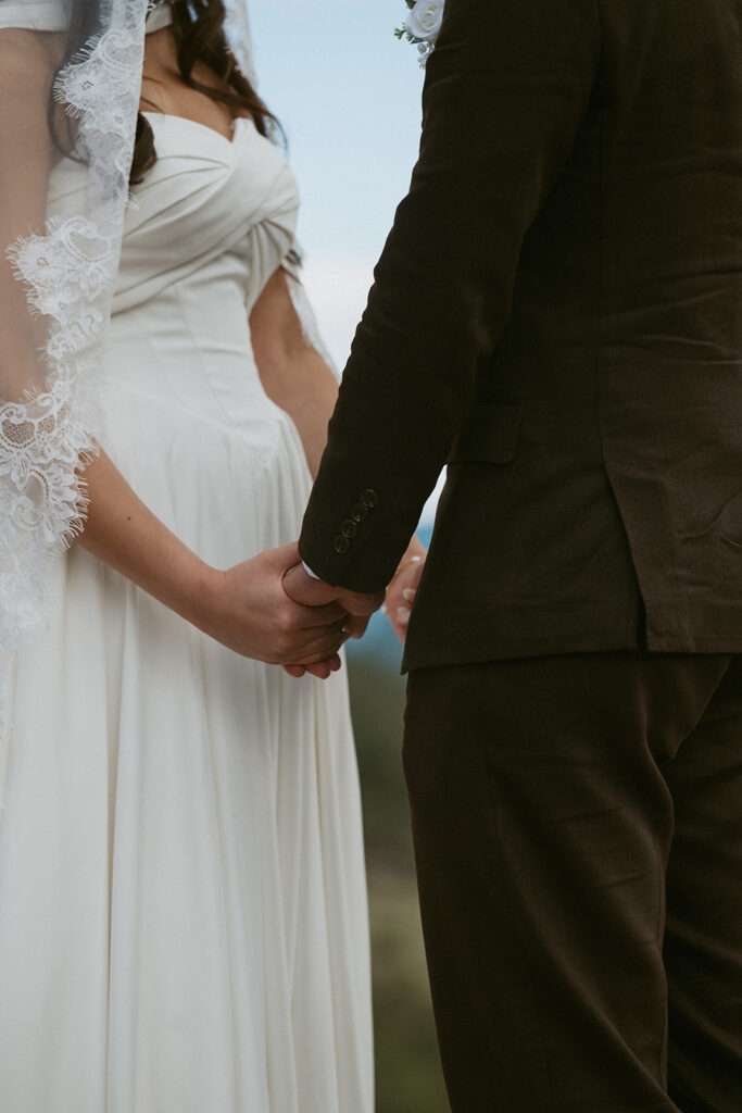 What’s in My Camera Bag? My Simple Elopement Photography Gear Setup