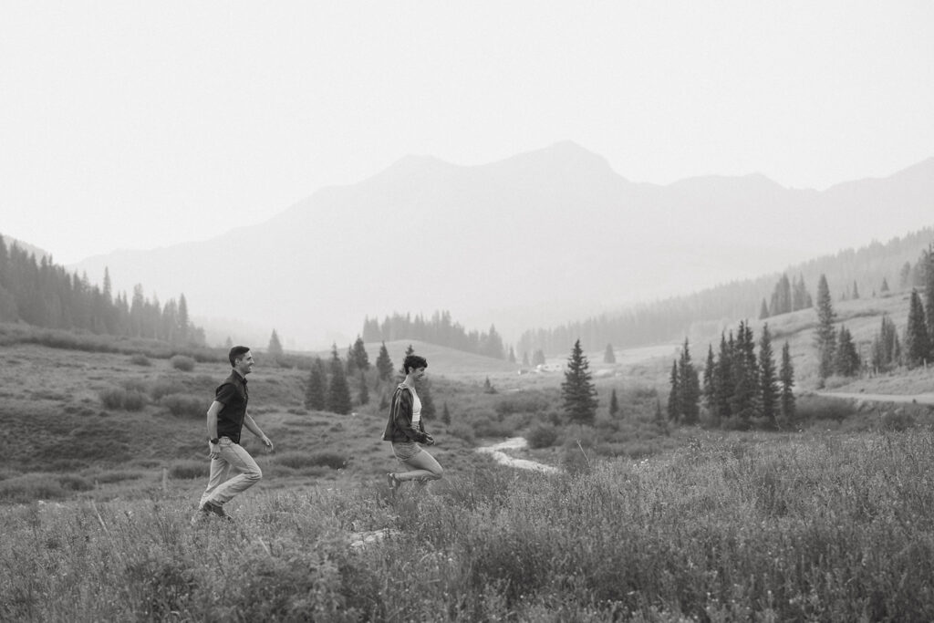 Adventurous Couples Photos in Crested Butte | Dannon & Grace
