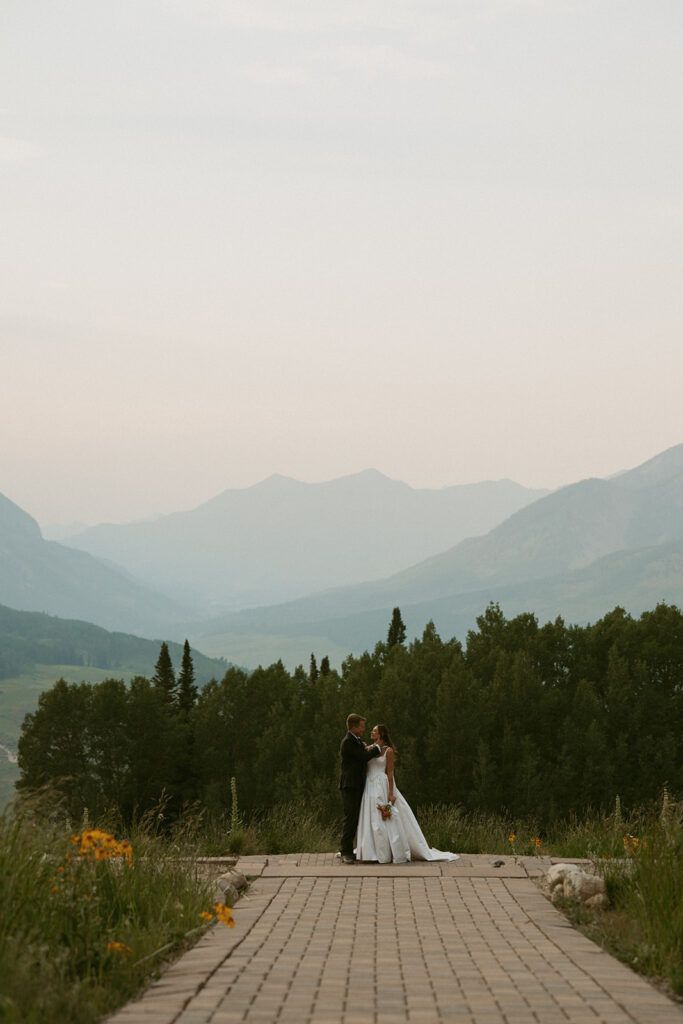 romantic couple session in colorado